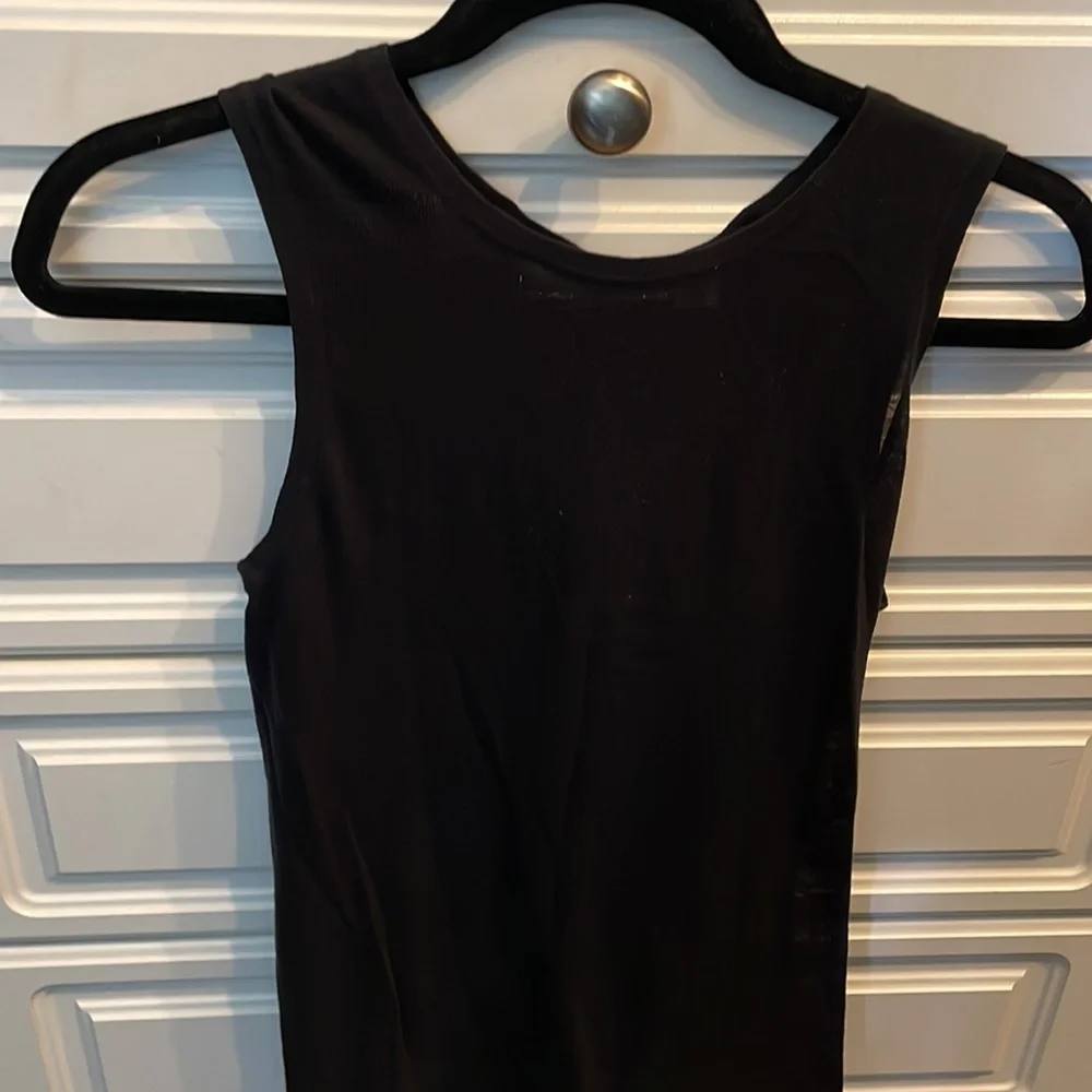 INHABIT designer Tank Top Sleeveless Tee - Picture 6 of 6